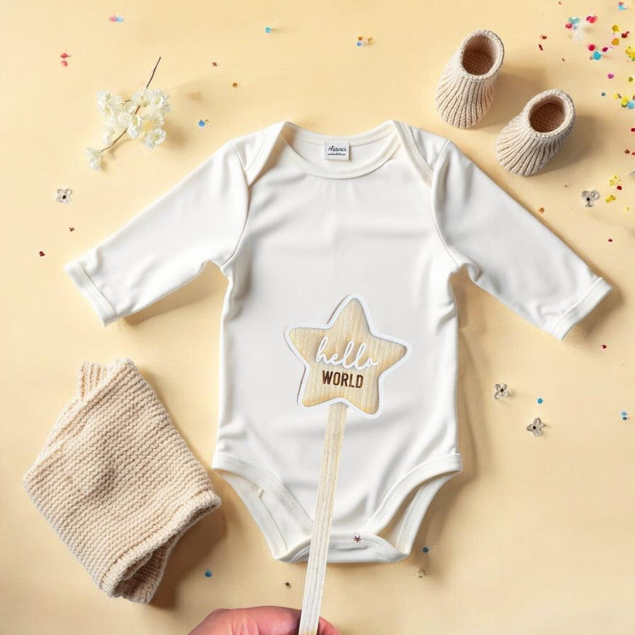 Wooden Baby Milestone Stars - Twinkle and Giraffe Designs