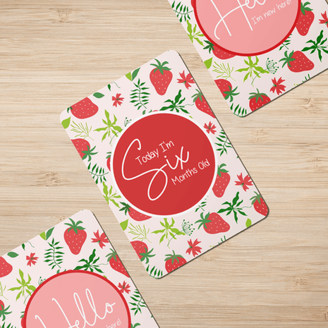 Twinkle Strawberry Baby Milestone Cards - Set of 25 - Twinkle and Giraffe Designs